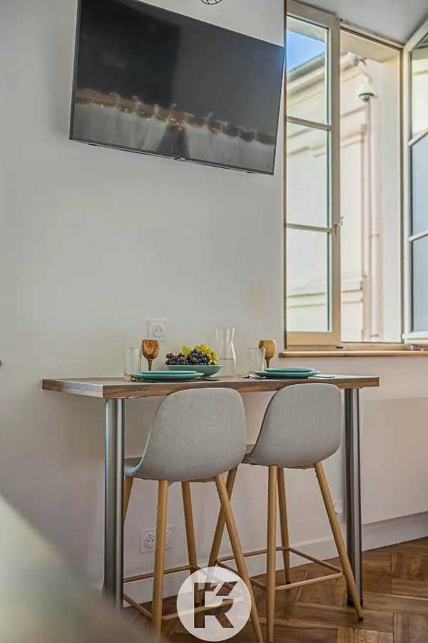 R'Apparts Studio Cocooning Vegetal Grenoble 0*,